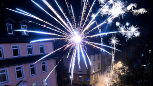 Mann hortet hunderte Kilogramm Feuerwerk in Wohnung in Nordrhein-Westfalen
